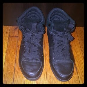 blackout sneaks